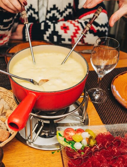 Traditional cheese fondue