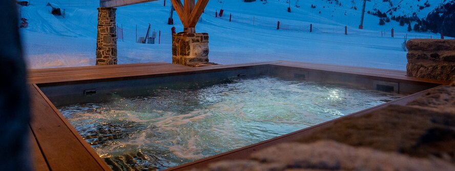les arcs chalet outdoor hot tub
