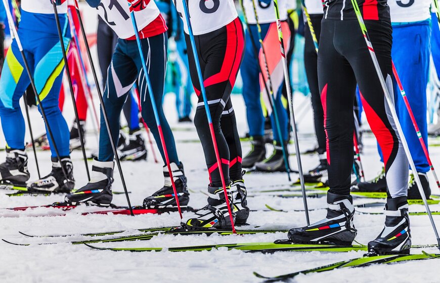 Cross country skiers waiting at the start of race
