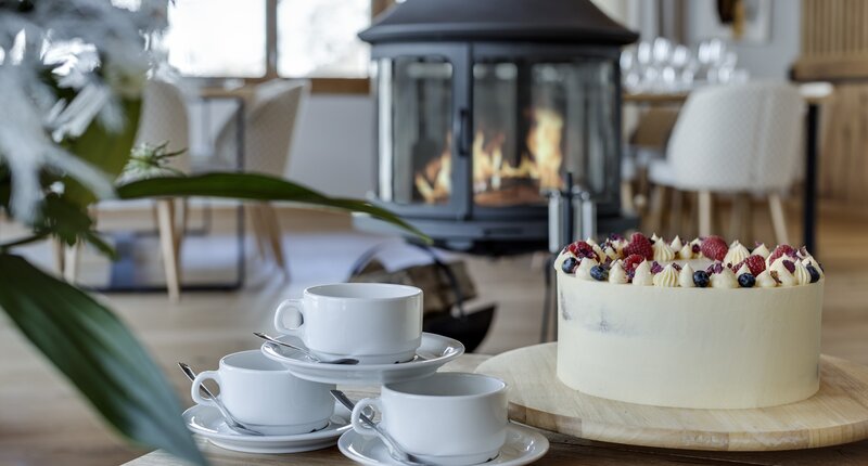 No. 8 CLUB Bellevarde