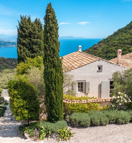 Traditional villa overlooking the sea